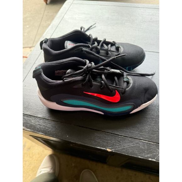 Nike isofly - Picture 1 of 5